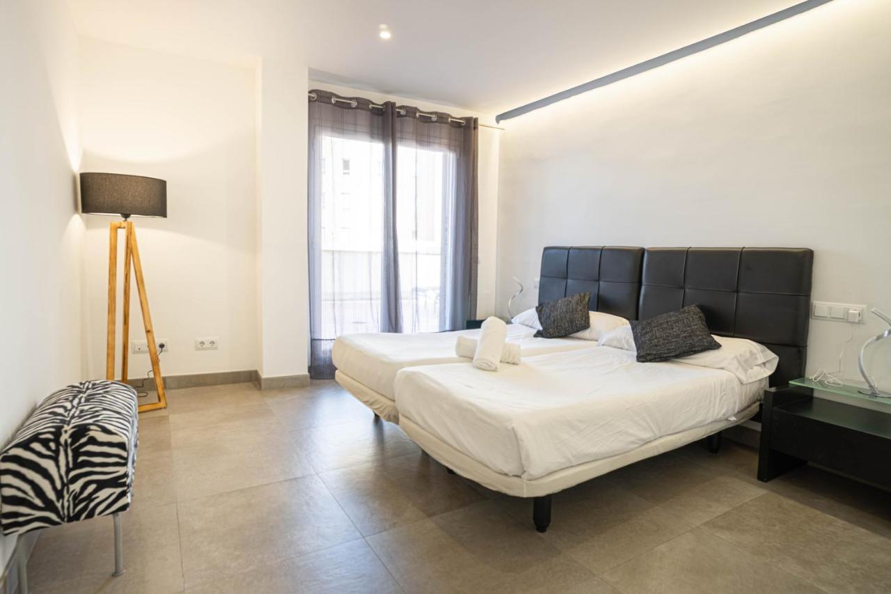 Grand Terrace Apartment In Puerto De Alcudia Bagian luar foto