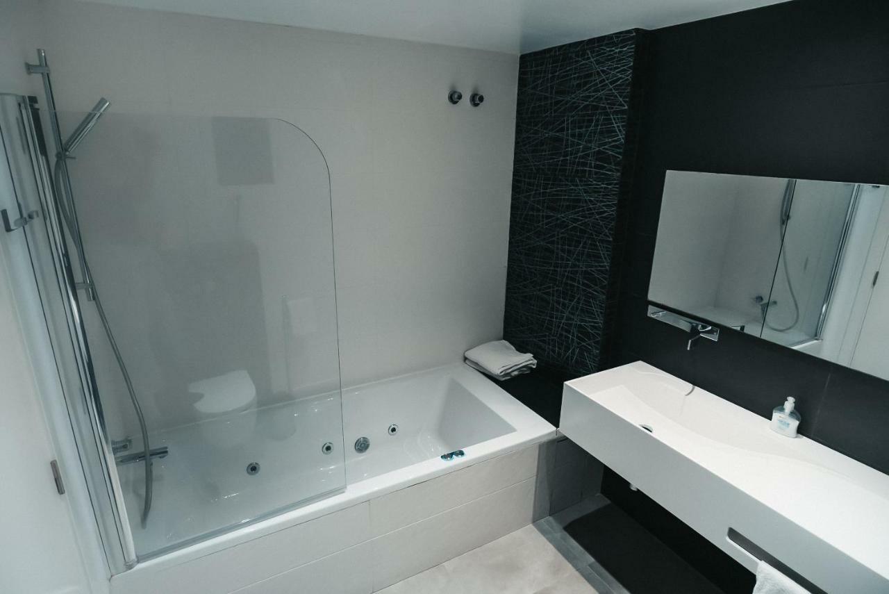 Grand Terrace Apartment In Puerto De Alcudia Bagian luar foto