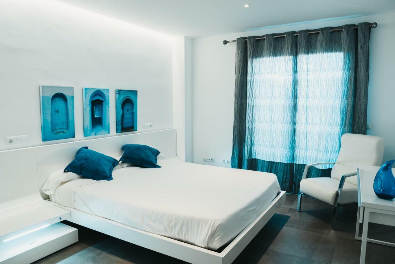 Grand Terrace Apartment In Puerto De Alcudia Bagian luar foto